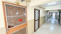 คอนโด สมบัติบุรี ( เอเชีย ซิตี้ ไลฟ์ คอนโดมิเนียม ) ซอยสามวัง ถนนกาญจนาภิเษก ตำบลบางบัวทอง อำเภอบางบัวทอง จังหวัดนนทบุรี ราคา 300,000 บาท