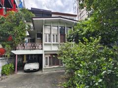 ที่ดินพร้อมสิ่งปลูกสร้าง89วา สุขุมวิท22 ซ.สายน้ำทิพย์3