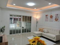 ขายบ้าน 2 ชั้น รีโนเวทใหม่ทั้งหลัง ใจกลางเมือง ถนนเสือป่า ซอย 4 ต.หน้าเมือง ราชบุรี ใกล้โรบินสัน ตลาดศรีเมือง