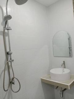 ขายบ้าน 2 ชั้น รีโนเวทใหม่ทั้งหลัง ใจกลางเมือง ถนนเสือป่า ซอย 4 ต.หน้าเมือง ราชบุรี ใกล้โรบินสัน ตลาดศรีเมือง-202512041449401764834580669.jpg