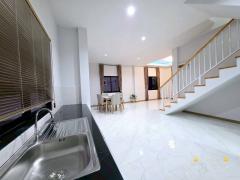 โปรนี้คุ้มที่สุด หลังเดียวเท่านั้น!! บ้านเดี่ยว 2 ชั้น สร้างใหม่ อ.เมือง จ.มหาสารคาม ทำเลทอง ส่วนลดของแถมจัดเต็ม-202512041750391764845439618.jpg