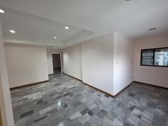  อาคารพาณิชย์ วิภาวดีซอย 2-202512061118071764994687915.jpg