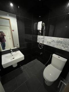 ให้เช่าทาว์นโฮมตกแต่งพร้อมอยู่ หมู่บ้านฟอร์เร่ ศาลายา (ถนนหลังม.มหิดล กับ ม.เทคโนโลยีราชมงคลรัตนโกสินทร์)-202512061121171764994877958.jpg