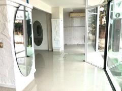 ขายถูกอาคารพาณิชย์ 4ชั้น 3คูหาติดกัน ติดถนนสมโภช700ปี ตรงข้ามโลตัสรวมโชค เมืองเชียงใหม่.-202512061407471765004867276.jpg