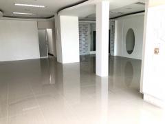 ขายถูกอาคารพาณิชย์ 4ชั้น 3คูหาติดกัน ติดถนนสมโภช700ปี ตรงข้ามโลตัสรวมโชค เมืองเชียงใหม่.-202512061407471765004867796.jpg