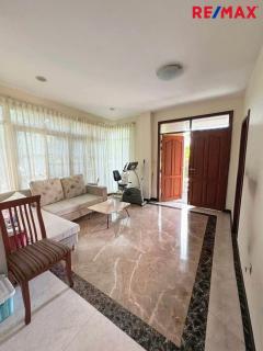 บ้านเดี่ยว มาใหม่อีกหนึ่งหลัง ซอยสมเด็จพระเจ้าตากสิน 4 ตกแต่งครบหิ้วกระเป๋าเข้าอยู่ได้เลย-202512061554061765011246913.jpg