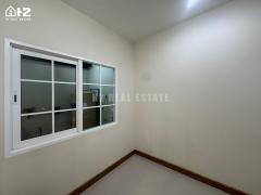 ขายทาวน์โฮมหลังมุม โกลเด้น ทาวน์ รามอินทรา-วงแหวน Gloden Town Ramintra-Wongwaen-202512061806441765019204900.jpg