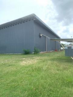 ให้เช่าโกดังพื้นที่ใช้สอยกว่า 1,000 ตารางเมตร เดิมเคยทำเป็นโรงงานเชื่อมเหล็ก เขาไม้แก้ว บางละมุงชลบุรี พื้นที่สีเหลือง ขอรง. 4 ได้