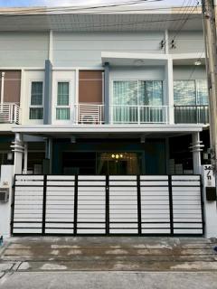 ให้เช่าทาวน์เฮ้า 2 ชั้น    หมู่บ้านศุภาลัยเบลล่าพรประภานิมิตร 13