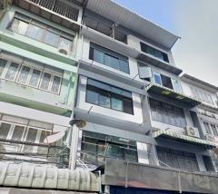 ถนนเพชรบุรี ซอย 3-9 อัญมณีล้ำค่า BTSพญาไท ราชเทวี และ ARL เพียง 598 เมตร 407 ตร.ม. เพียง 5 นาทีสู่สยามพารากอน อาคารพาณิชย์ กว้างขวาง 4 ชั้น