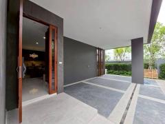 ให้เช่าบ้านเดี่ยวหรู 3 ชั้น โครงการ The Honor Yothinpattana 64.6 ตร.ว. (แปลง 27)-202512080920251765160425413.jpg