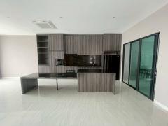 ให้เช่าบ้านเดี่ยวหรู 3 ชั้น โครงการ The Honor Yothinpattana 104.7 ตร.ว. (แปลง28)-202512080942391765161759573.jpg