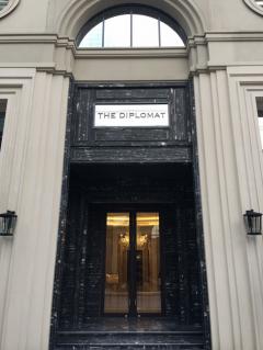 ขายคอนโด The Diplomat Sathorn 44.29 ตร.ม. ใกล้ BTS สุรศักดิ์ และเซ็นทรัล สีลม