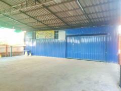 รร.อัสสัมชัญลำปาง 2.1 กม.420ตร.ม.  ถ.พหลโยธิน รถไฟ นครลำปาง 1.9 กม. เช่าโกดัง พร้อมออฟฟิศ 105ตร.ว บิ๊กซี  ลำปาง 2.2 กม. 1 นอน