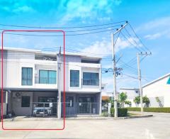 4ห้องนอน ให้เช่าคฤหาสน์ 2 ชั้น พร้อมเฟอร์ฯ ถ.รังสิต-นครนายก1 ม.กรุงเทพ รังสิต 2.9 กม. โรบินสัน เซนทรัล