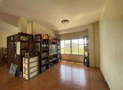 ขายบ้านเดี่ยวยกสูง 1 หลัง และ เรือนไทยเล็ก 1 หลัง 129.8 ตร.ว. ใกล้ ม.รัตนาธานี-202512111214351765430075317.jpg