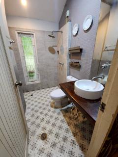 ขาย/เช่า ทาวน์โฮม 2 ชั้น หลังมุม หมู่บ้านแมกไม้ วัชรพล ใจกลางแหล่งชุมชนตรงข้ามตลาดวงศกร รีโนเวทตัวบ้านใหม่ เดินทางสะดวก ใกล้ห้าง ใกล้โรงพยาบาล โรงเรียนชื่อดัง รถไฟฟ้าสายสีเขียวเข้ม-202512111352501765435970326.jpg