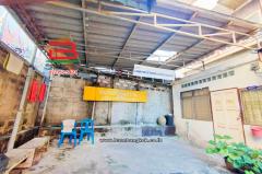 อาคารพาณิชย์ เนื้อที่ 16 ตร.ว. แยกคอกวัว ศาลเจ้าพ่อเสือ, ใกล้ศาลเจ้าพ่อเสือ ถนนราชดำเนินกลาง แขวงศาลเจ้าพ่อเสือ เขตพระนคร-202512111611331765444293687.jpg