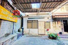 อาคารพาณิชย์ เนื้อที่ 16 ตร.ว. แยกคอกวัว ศาลเจ้าพ่อเสือ, ใกล้ศาลเจ้าพ่อเสือ ถนนราชดำเนินกลาง แขวงศาลเจ้าพ่อเสือ เขตพระนคร-202512111611341765444294663.jpg