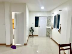 เช่าบ้าน หมู่บ้าน ร่มรื่นกรีนพาร์ค คลองหนึ่ง ซอยคุณพระ-202512120839331765503573050.jpg