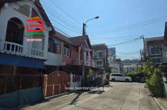 ทาวน์เฮ้าส์ หมู่บ้านอัมรินทร์วิลล่า (ใกล้อิมแพคเมืองธานี) ซอยแจ้งวัฒนะปากเกร็ด 41 เนื้อที่ 20 ตรว. ตำบลปากเกร็ด (สีกัน) อำเภอปากเกร็ด (ตลาดขวัญ) นนทบุรี-202512121050031765511403529.jpg