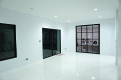 ขายบ้านหรูหลังใหญ่ 199 ตร.ว. พร้อมอยู่ | พื้นที่ใช้สอย 745 ตร.ม. | เพียง 28 ล้านบาทเท่านั้น!!-202512121222111765516931195.jpg