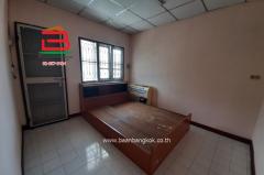 ทาวน์เฮ้าส์ หมู่บ้านพิศาล (ท่าข้าม 30) (ใกล้เซ็นทรัลพระราม 2) เนื้อที่ 18 ตรว.แขวงแสมดำ เขตบางขุนเทียน-202512121314031765520043780.jpg