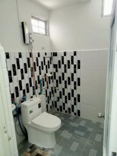 ขายที่ดินพร้อมบ้านสวน 1 ไร่ 152 ตรว. ต.ช่องสาริกา อ.พัฒนานิคม จ.ลพบุรี-202512121614111765530851191.jpg