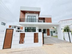 พูลวิลล่าสร้างใหม่ 2 ชั้น  สไตล์โมเดิร์น ทำเลดี โซนแม่เหียะ 