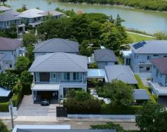 บ้านหลังใหญ่ ใกล้ทะเลสาบ วิวดอยสุเทพ โครงการ มัณฑนา ซีรีนเลค