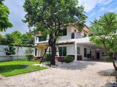 บ้านเช่าเลียบด่วร-รามอินทรา 200 ตารางวา 3 นอน 4ห้องน้ำ จอดรถได้ 7 คันเฟอร์ครบครัน รับต่างชาติ รับหมาแมว คุยกันได้ >//-202512131207461765602466254.jpg