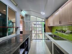 บ้านเช่าเลียบด่วร-รามอินทรา 200 ตารางวา 3 นอน 4ห้องน้ำ จอดรถได้ 7 คันเฟอร์ครบครัน รับต่างชาติ รับหมาแมว คุยกันได้ >//-202512131207511765602471753.jpg