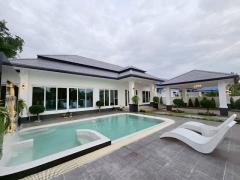 บ้านหรู พัทยา 5 ห้องนอน เช่า พูลวิลล่า พัทยา หนองปรือ สระว่ายน้ำส่วนตัว TP-H1762