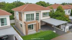 ขายบ้านมือสองตกแต่งใหม่ โครงการ ไลฟ์บางกอกบูเลอวาร์ด ปิ่นเกล้า-เพชรเกษม (Life Bangkok Boulevard Pinklao-Phetkasem) เนื้อที่กว้างกว่า 50.70 ตร.ว ติดถนนพุทธมณฑลสาย 4 ใกล้เซ็นทรัลศาลายา รถไฟฟ้าสายสีน้ำเงินสถานีหลักสอง และจุดขึ้นทางด่วนศรีรัช