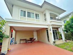 ตลาดเคหะออเงิน 1.3 กม. ให้เช่าบ้านเดี่ยว 2 ชั้นกว้างใหญ่ 60ตร.วา. จตุโชติ 15-21 รพ.สายไหม 2.8 กม. BTS คูคต 5.4 กม. 3-4นอน 2 น้ำ เฟอร์ฯครบ