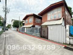 ขาย ที่ดินพร้อมสิ่งปลูกสร้าง ซอยลาดพร้าว 18 แยก 4 ขนาด 95 ตรว. ใกล้ MRT ลาดพร้าว ห่างจากปากซอยลาดพร้าว 18 เพียง 280 เมตร ทำเลทองแบบนี้หาไม่ได้แล้ว!!-202512151104391765771479596.jpg