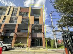 ขาย และ เช่า อาคารพาณิชย์ (ห้องริม) 3.5 ชั้น สิริ อเวนิว เพชรเกษม 81 ( Siri avenue phetkasem 81 )