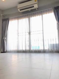 ขายทำเลค้าขายอาคารพาณิชย์ 4 ชั้น รีโนเวทสวยโซนมั่งมีนคร-คลองหลวง เหมาะทำคาเฟ่/HomeOfficeพักอาศัยได้ทันทีเพียง 4 ล้านบาท-202512151431071765783867483.jpg