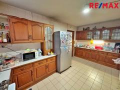 ขายบ้านเดี่ยว วิภาวดีรังสิต 64 – แจ้งวัฒนะ 1 | 129 ตร.วา | 300 ตร.ม. | 5 ห้องนอน 5 ห้องน้ำ | ราคาพิเศษ 14.5 ล้านบาท เหมาะอยู่อาศัยและทำโฮมออฟฟิศ ทำเลใกล้ดอนเมือง–หลักสี่–ศูนย์ราชการแจ้งวัฒนะ-202512151524241765787064410.jpg