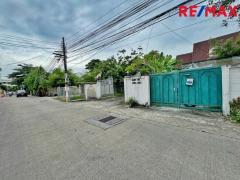 ขายบ้านเดี่ยว วิภาวดีรังสิต 64 – แจ้งวัฒนะ 1 | 129 ตร.วา | 300 ตร.ม. | 5 ห้องนอน 5 ห้องน้ำ | ราคาพิเศษ 14.5 ล้านบาท เหมาะอยู่อาศัยและทำโฮมออฟฟิศ ทำเลใกล้ดอนเมือง–หลักสี่–ศูนย์ราชการแจ้งวัฒนะ-202512151524261765787066824.jpg