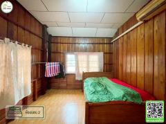  บ้านครึ่งตึกครึ่งไม้(4ห้องนอน 2ห้องน้ำ)ใกล้เทศบาลตำบล ท่าสัก,ตลาด-202512151608531765789733395.jpg