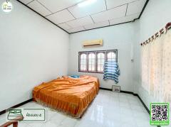  บ้านครึ่งตึกครึ่งไม้(4ห้องนอน 2ห้องน้ำ)ใกล้เทศบาลตำบล ท่าสัก,ตลาด-202512151608541765789734080.jpg