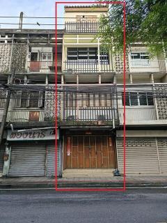 ให้เช่าอาคารพาณิชย์ 4 ชั้น 240 ตร.ม. ริมถนนอินทามระ ย่านห้วยขวาง ใกล้ตลาดห้วยขวาง