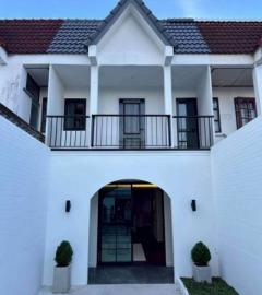 ทาวน์โฮมรีโนเวทใหม่ ทำเลเจ็ดยอด โมเดิร์นคลาสสิค ใกล้เมญ่า วันนิมมาน ใกล้นิมมาน