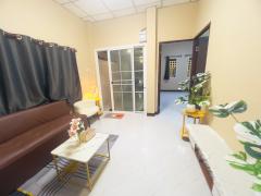 หมู่บ้านอมรทรัพย์ เลียบวารี (คู้ขวา) เขตหนองจอก บ้านเดี่ยวชั้นเดียว 21 ตารางวา 2 ห้องนอน รีโนเวทใหม่เอี่ยม พร้อมเข้าอยู่ ใกล้บิ๊กซี แม็คโคร หนองจอก-202512161650161765878616116.jpg