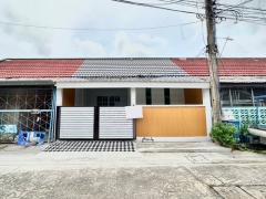 KDH0025 ขายทาวน์เฮ้าส์บางแสนริเวอร์ ขนาด 18 ต.ร.วา ชั้นเดียว