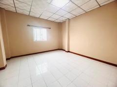 หมู่บ้านอมรทรัพย์ อยู่วิทยา 18 เขตหนองจอก บ้านเดี่ยวรีโนเวทใหม่ 2 ชั้น 30.5 ตารางวา 4 ห้องนอน 3 ห้องน้ำ จอดรถในบ้าน 2 คัน ใกล้มหาวิทยาลัยเทคโนโลยีมหานคร-202512171206291765947989440.jpg