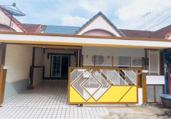 หมู่บ้านนันทวันเซนต์ 1 ซอยสังฆสันติสุข 34 เขตหนองจอก บ้านสวยรีโนเวทใหม่ 21 ตารางวา 2 ห้องนอน ใกล้บิ๊กซี โลตัส หนองจอก