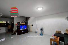 ทาวน์เฮาส์ หมู่บ้าน อยู่เจริญ 5 (รังสิต-นครนายก 74) ติดถนนไสวประชาราษฎร์ เนื้อที่ 21.6 ตารางวา ใกล้ตลาดกลางลาดสวาย ตำบลลาดสวาย อำเภอลำลูกกา จังหวัดปทุมธานี-202512181011551766027515567.jpg