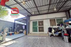 ทาวเฮ้าส์ หมู่บ้านศุภาลัย โนโววิลล์ คลอง 5 (ใกล้สวนน้ำลำลูกกา) เนื้อที่ 30.8 ตรว. อำเภอลำลูกกา ปทุมธานี-202512181234111766036051143.jpg